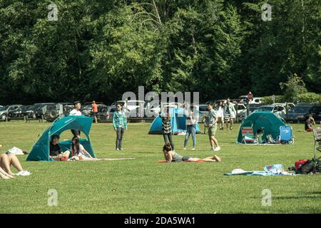 Belcarra, Kanada - Juli 13,2020: Belcarra Regional Park voller Menschen an sonnigen Tagen Stockfoto