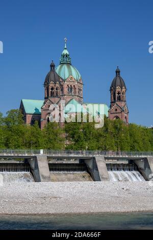 Geographie / Reisen, Deutschland, Bayern, München, St. Lucas mit Isarwehr, München, Lehel, Additional-Rights-Clearance-Info-not-available Stockfoto