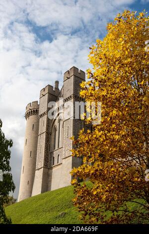 Die südöstliche Erhebung des spektakulären Arundel Castle, Arundel, West Sussex, England, Großbritannien Stockfoto