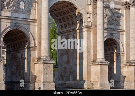 Geographie / Reisen, Deutschland, Bayern, München, Siegestor, München, Maxvorstadt (Stadtbezirk), Additional-Rights-Clearance-Info-Not-available Stockfoto