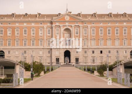 CASERTA, ITALIEN - 05. Nov 2020: Caserta, Italien, 5. November 2020, Königlicher Palast von Caserta Stockfoto