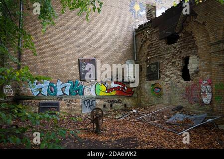 Das Haus Fuehlingen (Villa Oppenheim) an der Neusser Landstraße in Fuehlingen, Geisterhaus, verlassen, leer, Köln, Deutschland. das Haus Fuehlingen (V Stockfoto