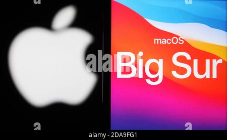 Ukraine. November 2020. In dieser Abbildung sehen Sie das neue MacOS Big Sur Betriebssystem für Macintosh-Computer auf einem Handy-Bildschirm.Apple stellte während einer Apple-Veranstaltung seine neuen Produkte der MacBook-Serie Computer vor. Kredit: SOPA Images Limited/Alamy Live Nachrichten Stockfoto