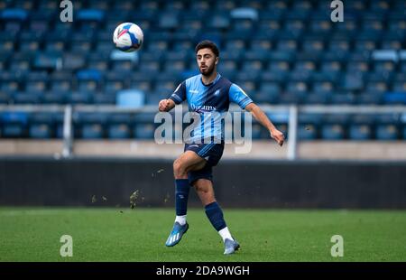 High Wycombe, Großbritannien. November 2020. Andron Georgiou von Wycombe Wanderers während des Freundschaftsspiels 2020/21 spielte hinter verschlossenen Türen zwischen Wycombe Wanderers und AFC Bournemouth in Adams Park, High Wycombe, England am 10. November 2020. Foto von Andy Rowland. Kredit: Prime Media Images/Alamy Live Nachrichten Stockfoto