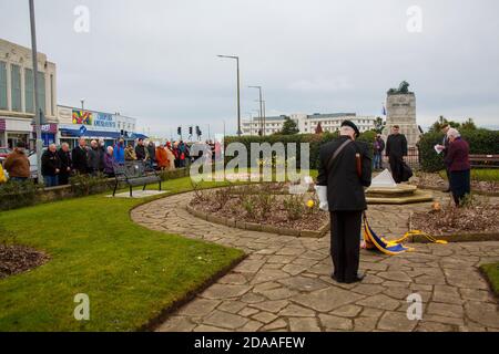 Morecambe Lancashire, Großbritannien. November 2020. 11:00 Morecambe Erinnerung Gärten Service wurde gehalten, um Erinnerung Tag Low-Key im Lichte der aktuellen COVID Einschränkungen zu markieren Quelle: PN News/Alamy Live News Stockfoto