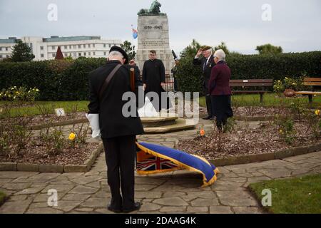 Morecambe Lancashire, Großbritannien. November 2020. 11:00 Morecambe Erinnerung Gärten Service wurde gehalten, um Erinnerung Tag Low-Key im Lichte der aktuellen COVID Einschränkungen zu markieren Quelle: PN News/Alamy Live News Stockfoto