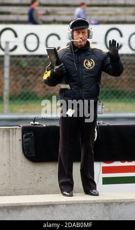 Colin Chapman beim Grand Prix von Belgien in Zolder 1982 Stockfoto