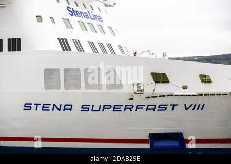 Stena Superfast VIII mit Abfahrt vom Belfast Harbour. Paul Grant, Irischer Handelsdirektor von Stena Line??, sprach über die Herausforderungen, die der Brexit und das Coronavirus mit sich bringen, da das Unternehmen den 25. Jahrestag seiner Gründung in Belfast feiert. Stockfoto