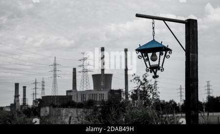 Industrielle Fabrik zur Herstellung von Elektrizität - Ruien, Belgien Stockfoto