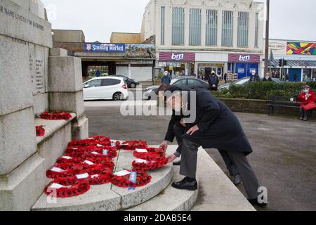 Morecambe Lancashire, Großbritannien. November 2020. 11:00 Morecambe Erinnerung Gärten Service wurde gehalten, um Erinnerung Tag Low-Key im Lichte der aktuellen COVID Einschränkungen zu markieren Quelle: PN News/Alamy Live News Stockfoto