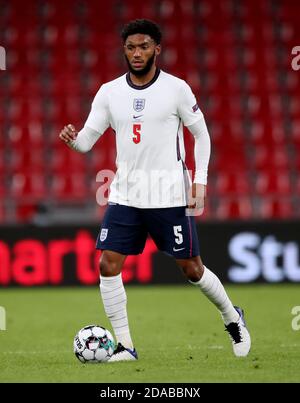 Aktenfoto vom 08-09-2020 von Englands Joe Gomez Stockfoto