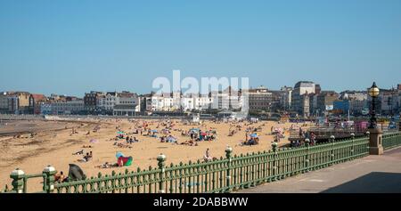 Margate, Kent, England, Großbritannien. 2020. Altstadt Margate und der Hauptstrand Sand. Stockfoto