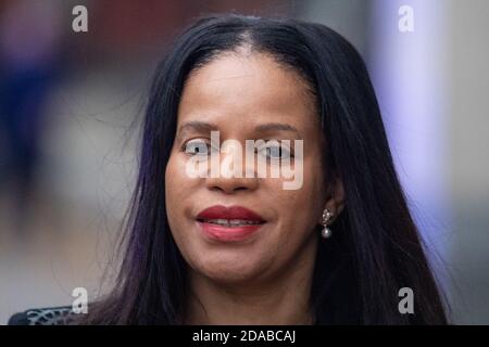 Claudia Webbe, Abgeordnete von Leicester East, verlässt das Westminster Magistrates Court, London, nachdem sie zwischen dem 1. September 2018 und dem 26. April 2020 wegen Belästigung einer Frau angeklagt worden war. Stockfoto