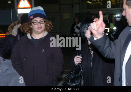 Ein junger Jack Osbourne, Sohn von Ozzy Osbourne, der am Flughafen London Heathrow ankommt Stockfoto