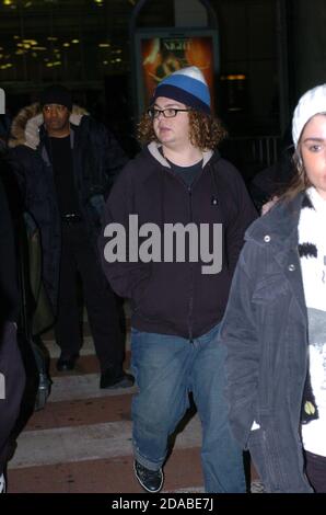 Ein junger Jack Osbourne, Sohn von Ozzy Osbourne, der am Flughafen London Heathrow ankommt Stockfoto