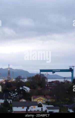 Equinor Njord Oil Platform 6407/10 auf dem Kvaerner-Hof in Leirvik, Stord, Vestland, Norwegen / Norge Stockfoto