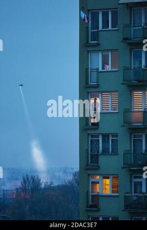 Warschau, Masowien, Polen. November 2020. Illegale Unabhängigkeit März Warsaw.in das Bild: Kredit: Hubert Mathis/ZUMA Wire/Alamy Live News Stockfoto