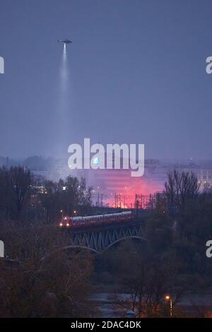 Warschau, Masowien, Polen. November 2020. Illegale Unabhängigkeit März Warsaw.in das Bild: Kredit: Hubert Mathis/ZUMA Wire/Alamy Live News Stockfoto