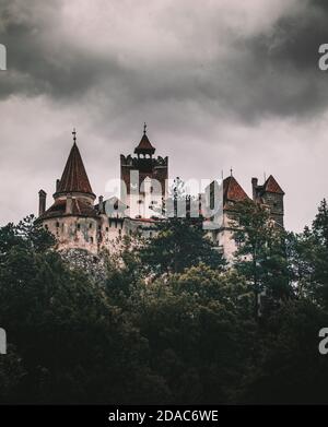 Schloss in den Wolken Stockfoto