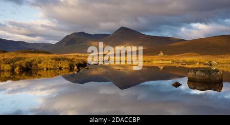 Herbst in Lochan na Stainge Stockfoto