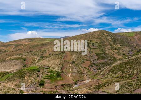 Landwirtschaftliche Landschaft in der Region Maragua, Departemento Sucre, Cordillera Central, Anden, Bolivien, Lateinamerika Stockfoto