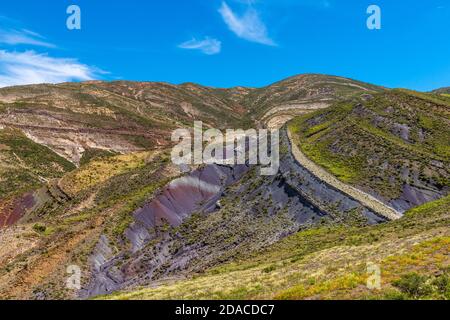 Landwirtschaftliche Landschaft in der Region Maragua, Departemento Sucre, Cordillera Central, Anden, Bolivien, Lateinamerika Stockfoto