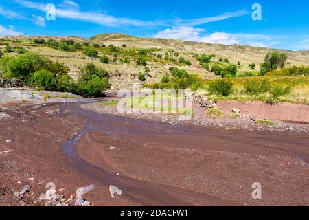 Landwirtschaftliche Landschaft in der Region Maragua, Departemento Sucre, Cordillera Central, Anden, Bolivien, Lateinamerika Stockfoto