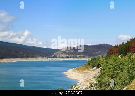 Medicine Lake im Jasper National Park Stockfoto