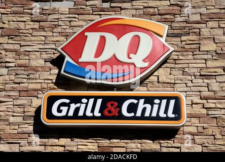 Ein Fast-Food-Restaurant der Dairy Queen in New Mexico. Dairy Queen ist eine amerikanische multinationale Kette von Softeis und Fast-Food-Restaurant. Stockfoto