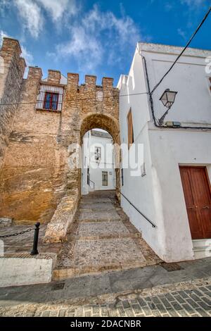 Puerta de Sancho IV, in Vejer de la Frontera, eine wunderschöne Stadt in Cadiz, Andalusien, Spanien Stockfoto