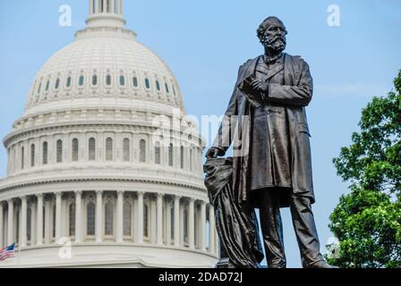 Das James A. Garfield Monument auf dem Gelände des US-Kapitols ist ein Denkmal für Präsident Garfield, der 1880 gewählt und 1881 ermordet wurde. (USA) Stockfoto