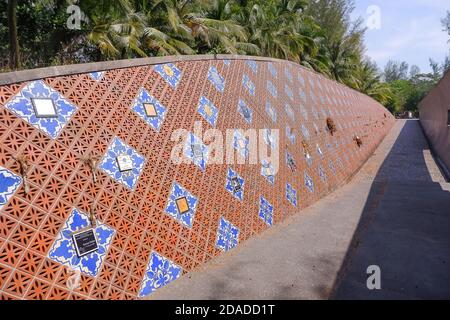 Khao Lak, Thailand, 26. Dezember, Internationales Tsunami-Museum in Thailand. Große Tragödie. gedenkstätte des Tsunamis 2004 mit dem Polizeiboot in Khao Stockfoto