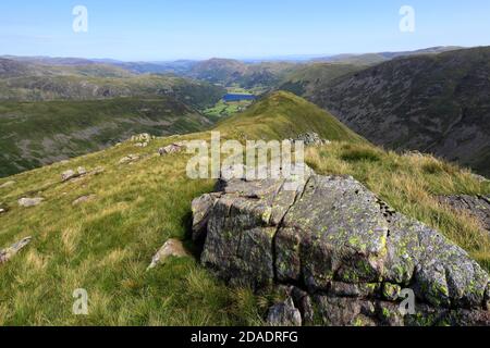 Sommeransicht von Middle Dodd Fell, Hartsop Valley, Kirkstone Pass, Lake District National Park, Cumbria, England, UK Middle Dodd Fell ist einer der 214 Stockfoto