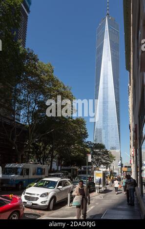 NEW YORK, USA - 22. Sep 2016: New York und New Yorker. Manhattan Street Scene. Die Amerikaner auf den Straßen von New York City Stockfoto