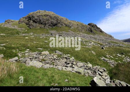 Sommer Blick auf Little Hart Crag Fell, Hartsop Valley, Kirkstone Pass, Lake District National Park, Cumbria, England, UK Little Hart Crag Fell ist ein o Stockfoto