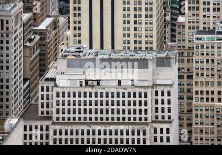 NEW YORK, USA - 03. Mai 2016: Die Straßen und Dächer von Manhattan. New York City Manhattan Midtown Blick Stockfoto
