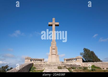 Geographie / Reisen, Spanien, Mallorca, Steinkreuz in Santuari, Sant Salvador, Additional-Rights-Clearance-Info-not-available Stockfoto