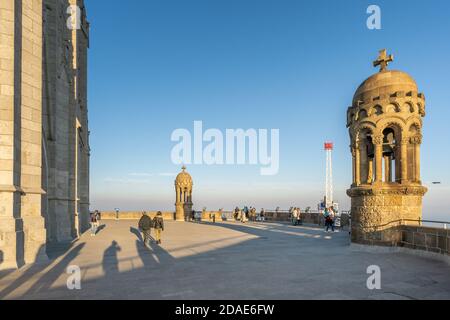 Barcelona, Spanien - 24. Feb 2020: Tempel der Expiatori del Sagra Cor auf dem Berg Tibidabo Stockfoto