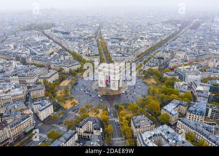 Luftaufnahme des Arc de Triomphe, Paris Stockfoto