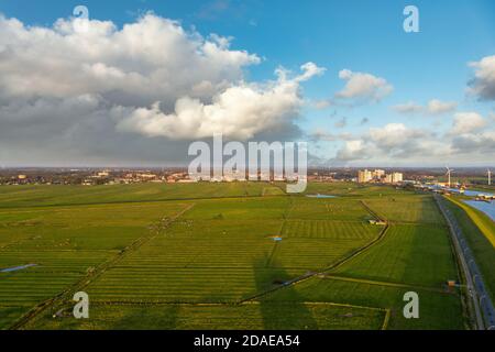 Drohnenansicht, Landschaft an der Dockkoogspitze mit Blick Richtung Husum, Husum, Schleswig-Holstein, Deutschland, Europa Stockfoto
