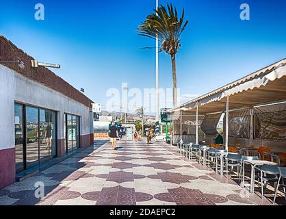 Eine schöne Aussicht vom Strand Playa del Ingles in Maspalomas, Gran Canaria, Spanien. Sonniges Wetter. HDR. Stockfoto