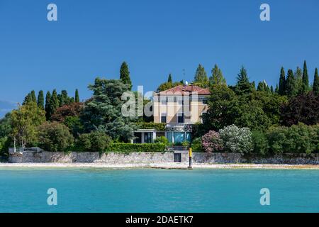 Geographie / Reisen, Italien, Lombardei, Sirmione, Gardasee, Villa am Kap Sirmione, Gardasee, Additional-Rights-Clearance-Info-not-available Stockfoto