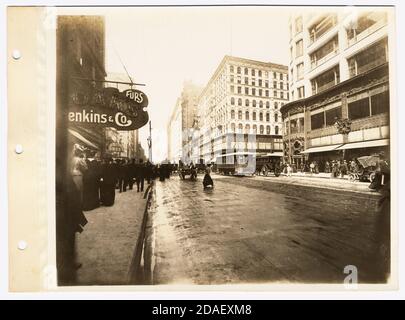 Straßenszene von State Street und Madison Street, Chicago, Illinois. Stockfoto