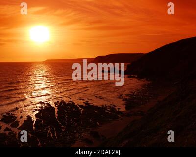 Challborough Bay und Burgh Island, Devon, Großbritannien. Stockfoto