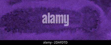 Violetter Hintergrund mit Spritzern und Aquarellflecken. Violette Textur. Ideen für Design. Stockfoto