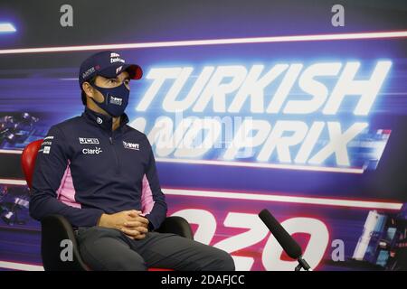 Tuzla, Türkei. November 2020. PEREZ Sergio (mex), Racing Point F1 RP20, Portrait während der Pressekonferenz des Formel 1 DHL Turkish Grand Prix 2020, vom 13. Bis 15. November 2020 im Intercity Istanbul Park, in Tuzla, bei Istanbul, Türkei - Foto Antonin Vincent / DPPI Foto LM/DPPI/Antonin Vincent Kredit: Gruppo Editoriale LiveMedia/Alamy Live News Stockfoto