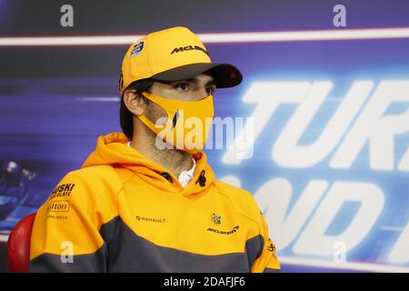 Tuzla, Türkei. November 2020. SAINZ Carlos (SPA), McLaren Renault F1 MCL35, Portrait während der Pressekonferenz des Formel 1 DHL Turkish Grand Prix 2020, vom 13. Bis 15. November 2020 auf dem Intercity Istanbul Park, in Tuzla, bei Istanbul, Türkei - Foto Antonin Vincent / DPPI Foto LM/DPPI/Antonin Vincent Kredit: Gruppo Editoriale LiveMedia/Alamy Live News Stockfoto