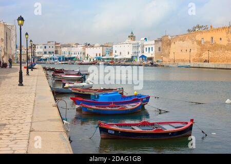 Alte Stadtmauer in den Hafen, Bizerte, Tunesien Stockfoto