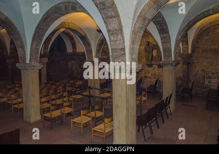 Ein Rundgang durch den Bremer Dom und den Hauptkeller ist ein unvergessliches Erlebnis. Stockfoto