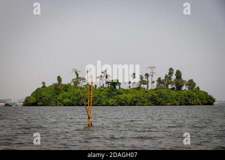 Bootsfahrt über die Lagune, Abidjan, Elfenbeinküste Stockfoto